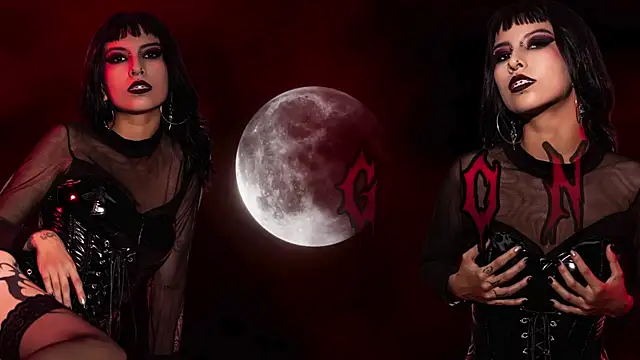 Snapshot of Rose_72 chatting on June 25, 7:18 pm Rose 72 online show from June 25, 7:18 pm