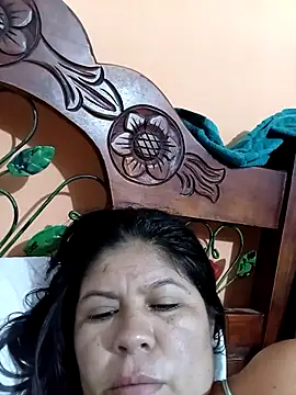 hotmom33 online show from October 15, 10:04 am