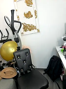 Snapshot of hotadhara01 chatting on September 12, 3:39 am hotadhara01 online show from September 12, 3:39 am