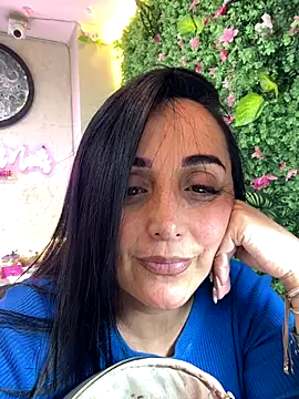 Snapshot of hotadhara01 chatting on November 18, 10:14 pm hotadhara01 online show from November 18, 10:14 pm