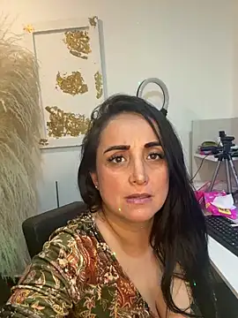 Snapshot of hotadhara01 chatting on December 14, 3:01 am hotadhara01 online show from December 14, 3:01 am