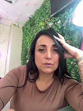 hotadhara01 online show from February 14, 5:43 pm