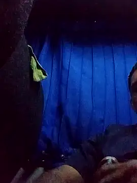 Snapshot of 125Delfin90 chatting on December 19, 8:21 am 125Delfin90 online show from December 19, 8:21 am