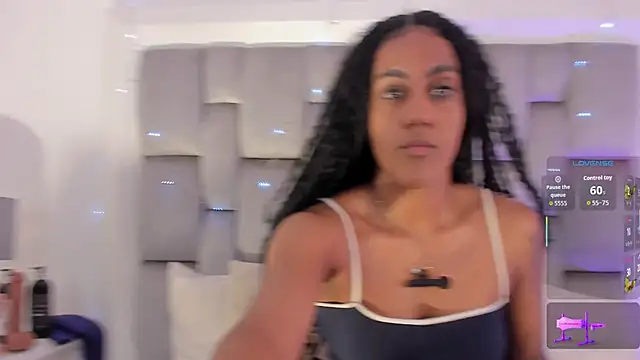 OnlyGia online show from October 4, 8:18 pm