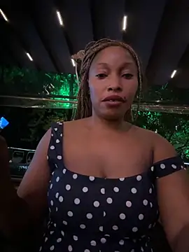 Snapshot of kinghtwalker chatting on November 27, 10:01 pm kinghtwalker online show from November 27, 10:01 pm