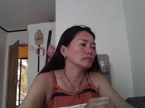 Snapshot of Asianwild_matured4uxx chatting on September 22, 11:18 pm Asianwild matured4uxx online show from September 22, 11:18 pm