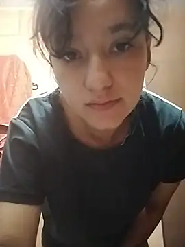 Snapshot of annie_clark2 chatting on June 26, 7:29 pm annie clark2 online show from June 26, 7:29 pm