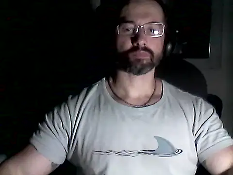 Snapshot of duduyyoo chatting on April 15, 5:58 am duduyyoo online show from April 15, 5:58 am