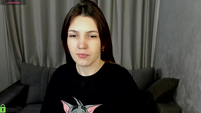 MalvinaDream online show from November 28, 1:08 am