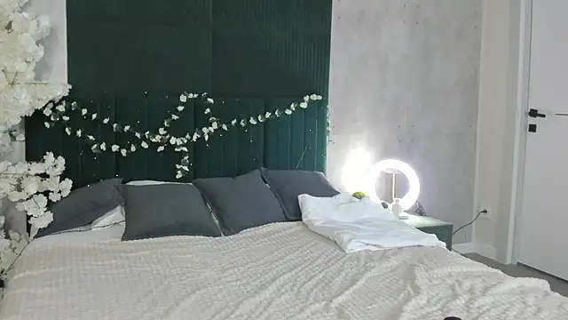 MalvinaDream online show from July 3, 12:39 am