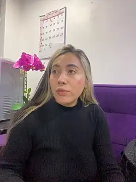 Snapshot of _ManuVeelez chatting on September 16, 3:29 am ManuVeelez online show from September 16, 3:29 am