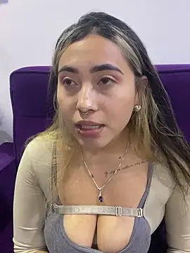 Snapshot of _ManuVeelez chatting on September 21, 12:12 am ManuVeelez online show from September 21, 12:12 am