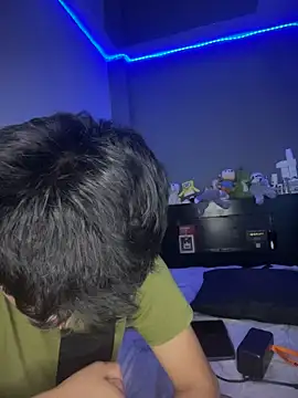 Kailertwink online show from June 19, 6:45 pm