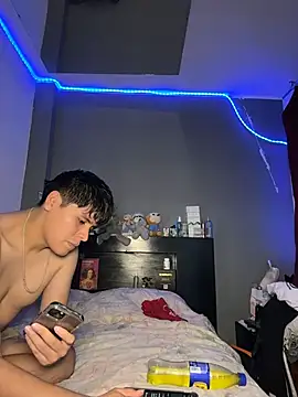 Kailertwink online show from July 6, 4:53 am