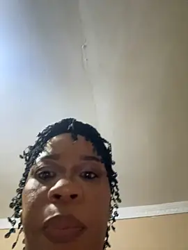 Snapshot of THICKBUNNYCHICKxxx chatting on September 27, 6:13 pm THICKBUNNYCHICKxxx online show from September 27, 6:13 pm