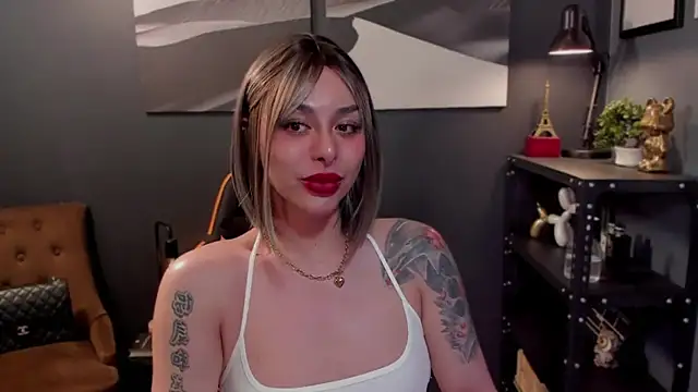 Snapshot of LUNACOCKSLAYER chatting on September 27, 5:56 am LUNACOCKSLAYER online show from September 27, 5:56 am