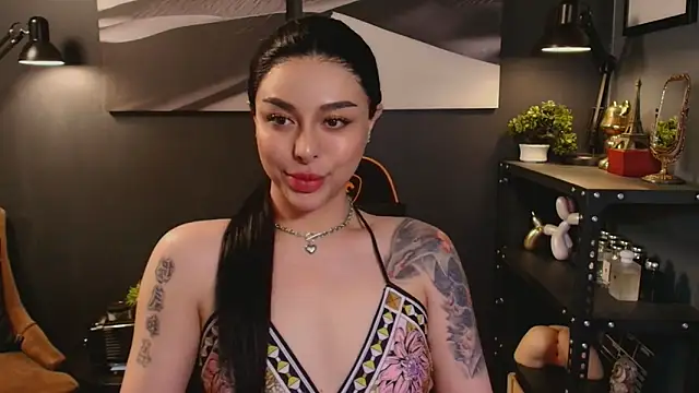 Snapshot of LUNACOCKSLAYER chatting on October 17, 2:48 am LUNACOCKSLAYER online show from October 17, 2:48 am