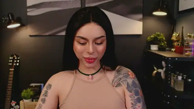 Snapshot of LUNACOCKSLAYER chatting on November 1, 6:04 am LUNACOCKSLAYER online show from November 1, 6:04 am