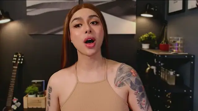 Snapshot of LUNACOCKSLAYER chatting on November 16, 5:46 am LUNACOCKSLAYER online show from November 16, 5:46 am