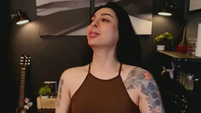 Snapshot of LUNACOCKSLAYER chatting on November 21, 12:04 pm LUNACOCKSLAYER online show from November 21, 12:04 pm