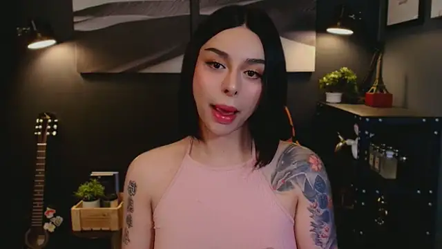 Snapshot of LUNACOCKSLAYER chatting on November 25, 7:14 pm LUNACOCKSLAYER online show from November 25, 7:14 pm