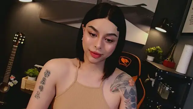 Snapshot of LUNACOCKSLAYER chatting on November 26, 9:16 pm LUNACOCKSLAYER online show from November 26, 9:16 pm