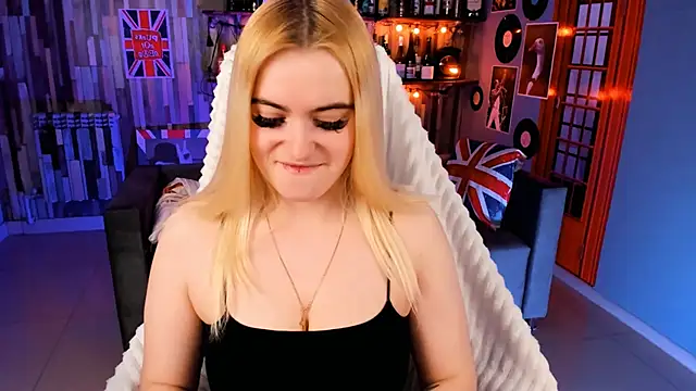 Stef Nicks online show from March 17, 9:23 am