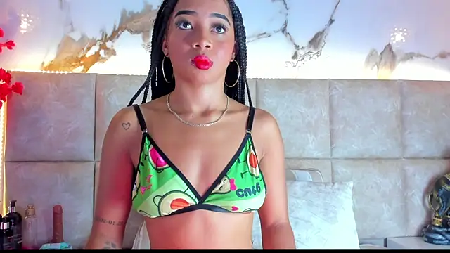 Snapshot of KarolBlanco chatting on July 27, 7:32 pm KarolBlanco online show from July 27, 7:32 pm
