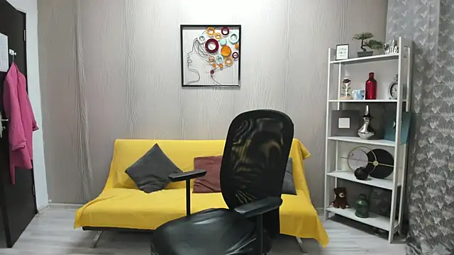 JaquelinLaurent online show from April 29, 7:42 pm