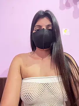 Snapshot of _01ruhi chatting on October 5, 6:06 pm  01ruhi online show from October 5, 6:06 pm