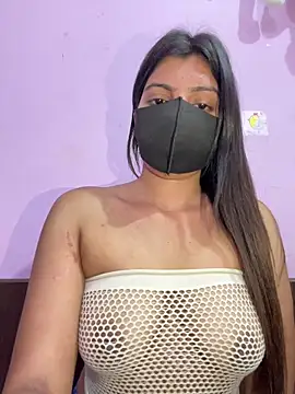 Snapshot of _01ruhi chatting on October 18, 5:25 pm  01ruhi online show from October 18, 5:25 pm