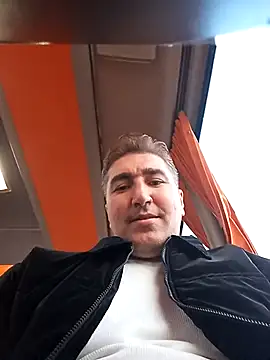 Snapshot of mert0359 chatting on October 14, 5:19 am mert0359 online show from October 14, 5:19 am