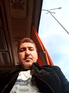 Snapshot of mert0359 chatting on November 1, 12:29 pm mert0359 online show from November 1, 12:29 pm