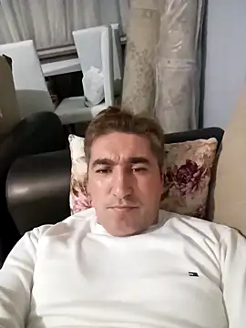 Snapshot of mert0359 chatting on November 5, 5:13 pm mert0359 online show from November 5, 5:13 pm