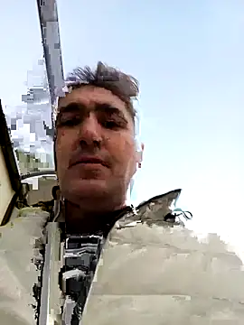 Snapshot of mert0359 chatting on December 15, 8:24 pm mert0359 online show from December 15, 8:24 pm