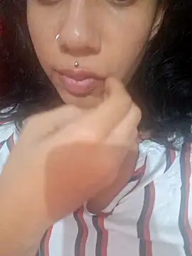 Snapshot of RavenShyfit chatting on November 11, 4:12 am RavenShyfit online show from November 11, 4:12 am