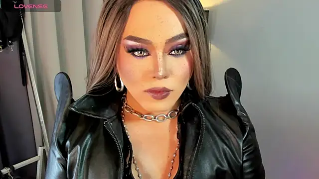 Snapshot of MagnaCumLoader17 chatting on September 10, 9:04 pm MagnaCumLoader17 online show from September 10, 9:04 pm