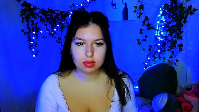 Snapshot of ChloeRicc chatting on December 18, 11:16 am ChloeRicc online show from December 18, 11:16 am