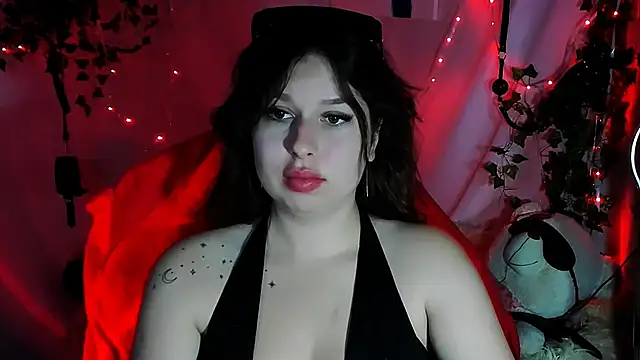ChloeRicc online show from May 27, 8:39 pm