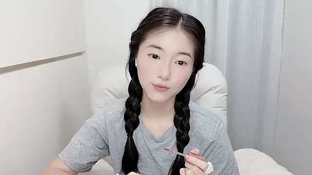 Rosalind xixi online show from August 8, 1:30 am