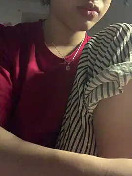 Nguyenha11 online show from March 18, 12:19 pm