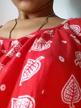 Snapshot of sana-5 chatting on October 10, 7:40 am sana-5 online show from October 10, 7:40 am