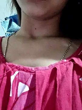 Snapshot of sana-5 chatting on October 18, 2:40 pm sana-5 online show from October 18, 2:40 pm