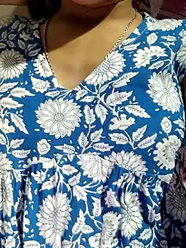 Snapshot of sana-5 chatting on November 2, 1:24 pm sana-5 online show from November 2, 1:24 pm