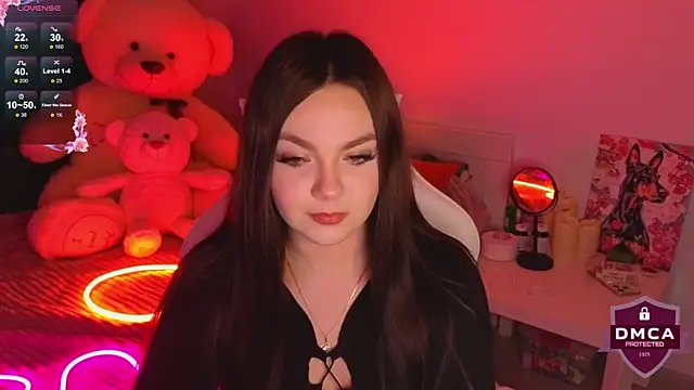 ApheliaDream  online show from December 3, 2:04 pm