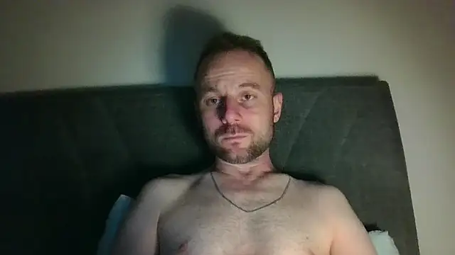 isimsizsikicii online show from June 7, 10:02 pm