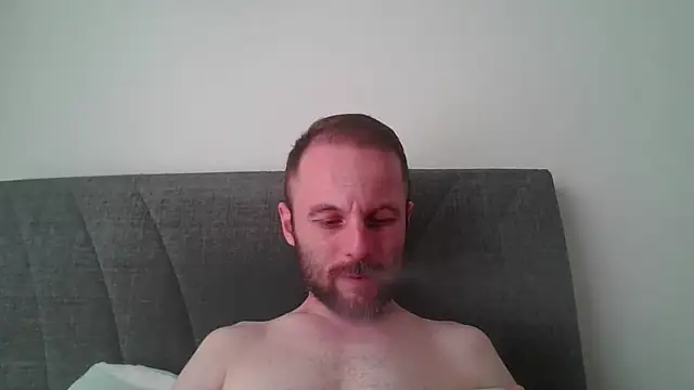 isimsizsikicii online show from June 24, 3:11 pm