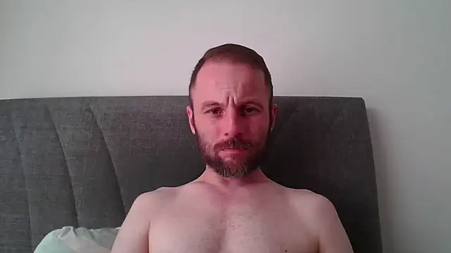 isimsizsikicii online show from June 25, 2:21 pm