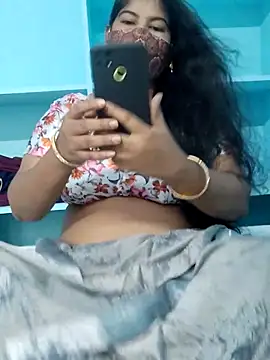 Snapshot of yelmaji91 chatting on September 24, 5:00 am yelmaji91 online show from September 24, 5:00 am