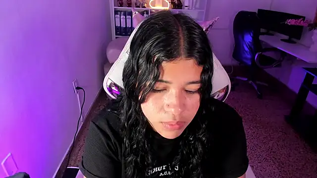 Ivy nt online show from October 9, 6:06 pm